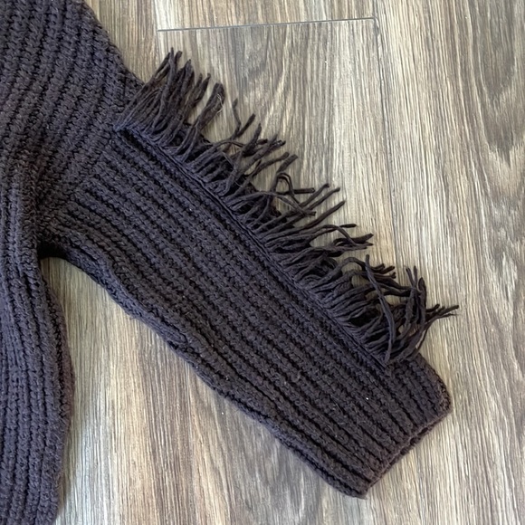 Express Cropped Brown Sweater with Fringe on Sleeves - XS - Picture 3 of 5